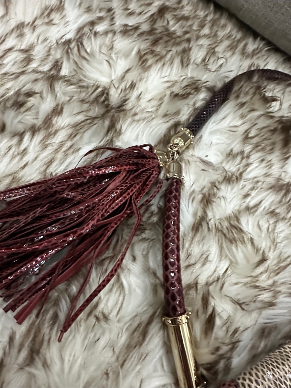 GUCCI Burgundy, Gold and Tan GG PURE SNAKESKIN Shoulder Bag W/tassel. - Picture 5 of 15